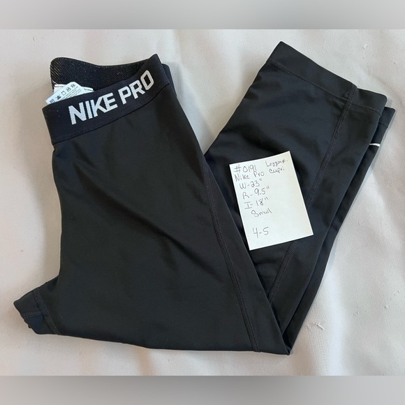 Nike Leggings Womens Sz‎ Small Black Pro Fitted Capri Pants Workout Gym - Picture 8 of 9